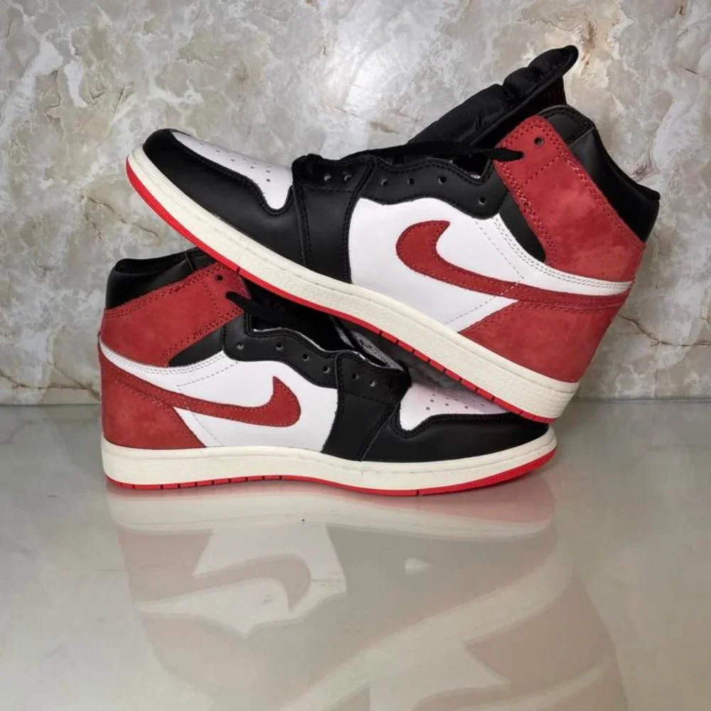 Jordan 1(UA) Size 12 - Picture 4 of 4